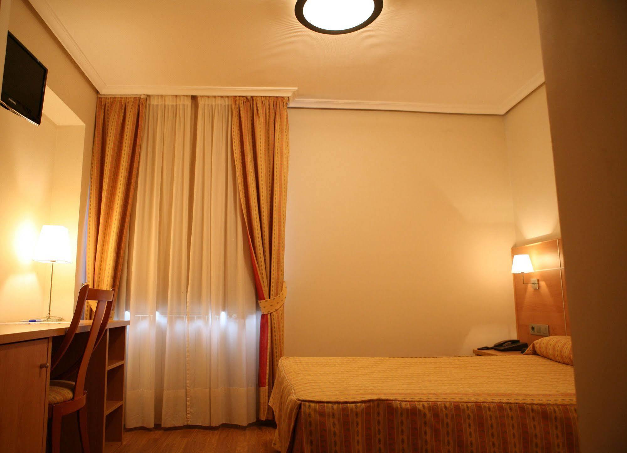 Hotel Las Anclas El Astillero Esterno foto